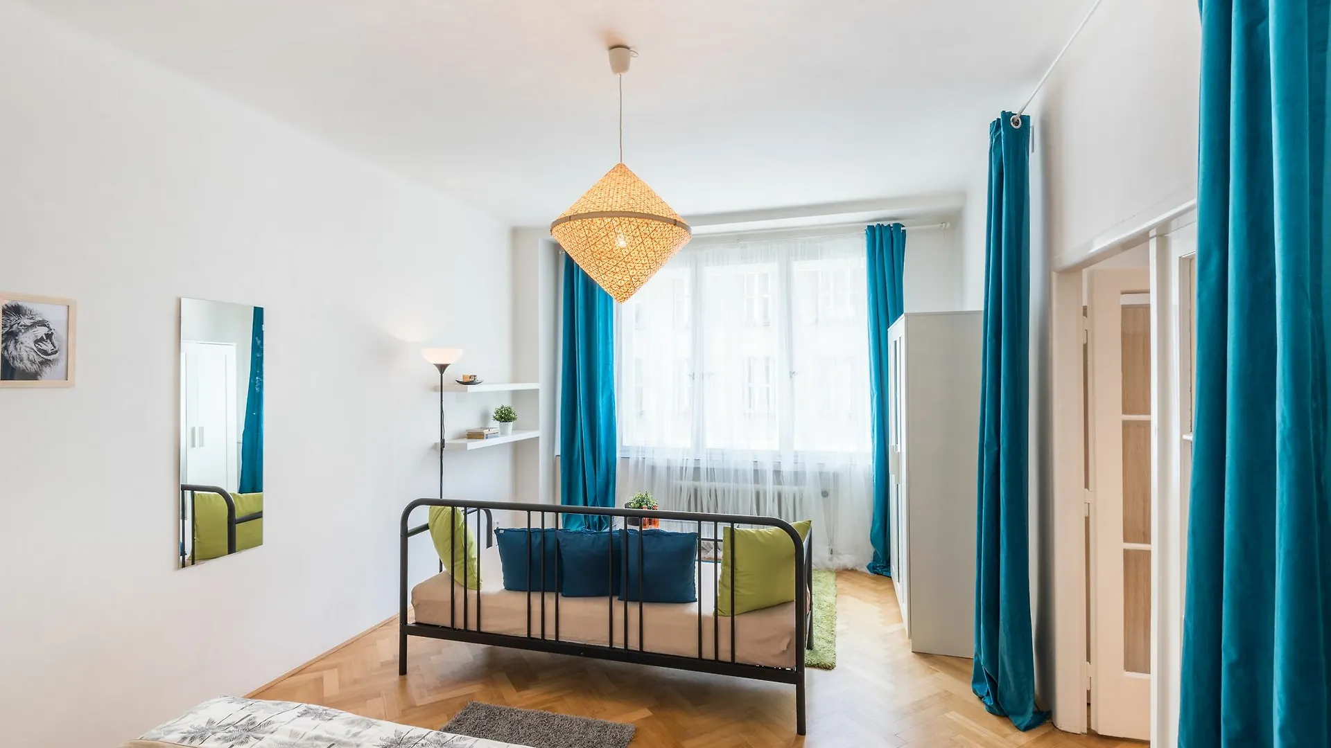U Nemocenske Pojistovny Apartment Praga